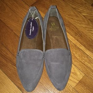 White Mountain Nash Pointy-toe Suede Loafers